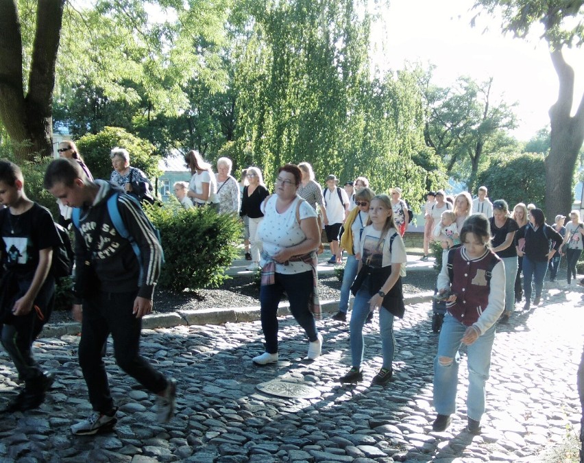 Pielgrzymi i mieszkańcy przybywają do chełmskiej bazyliki. Trwają uroczystości odpustowe. Zobacz zdjęcia