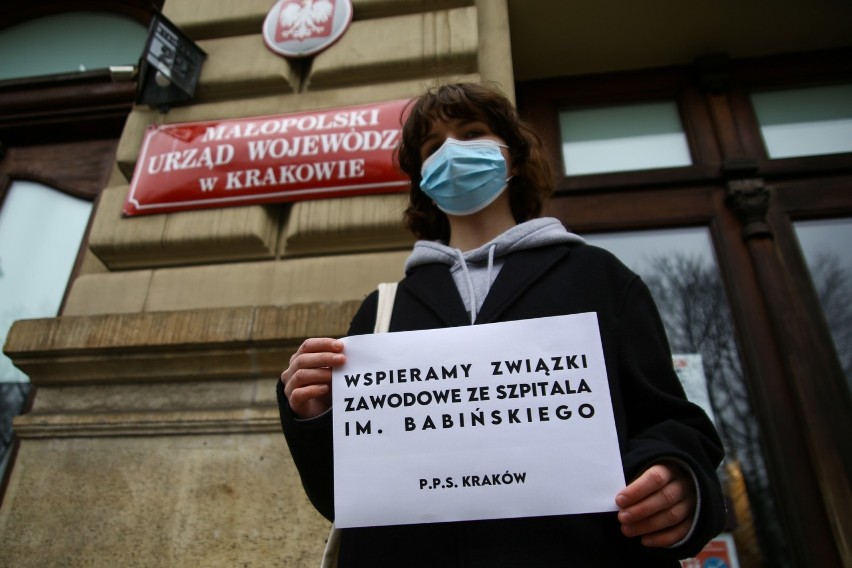 Protest pracowników szpitala Babińskiego