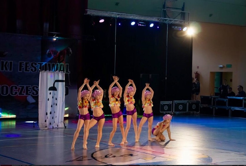 Wielki sukces tancerek z SP 8 w Ogólnopolskim Festiwalu Tańca Nowoczesnego w Łebie [ZDJĘCIA]