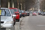 Gdyńska policja zapowiada, że zadba o bezpieczeństwo pieszych na chodnikach. W tle nowy taryfikator mandatów