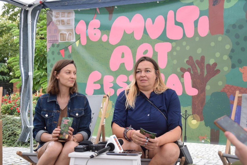 Multi Art Festiwal. Arek Pasożyt szuka w Kaliszu szczęścia