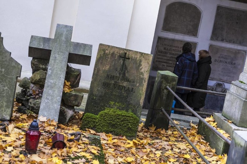 2 listopada obchodzimy Zaduszki. Czym jest Dzień Zaduszny,...