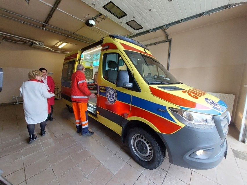 Ambulans typ C jest przeznaczony dla specjalistycznego...