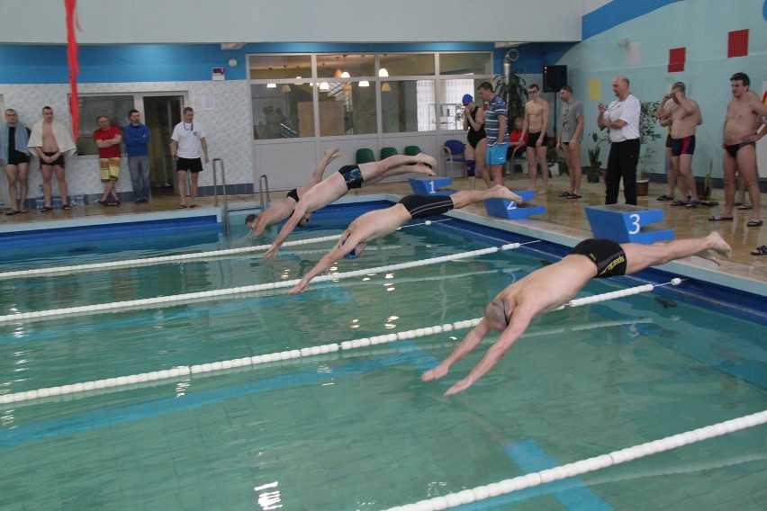 Mistrzostwa Służby Więziennej w pływaniu w Kluach