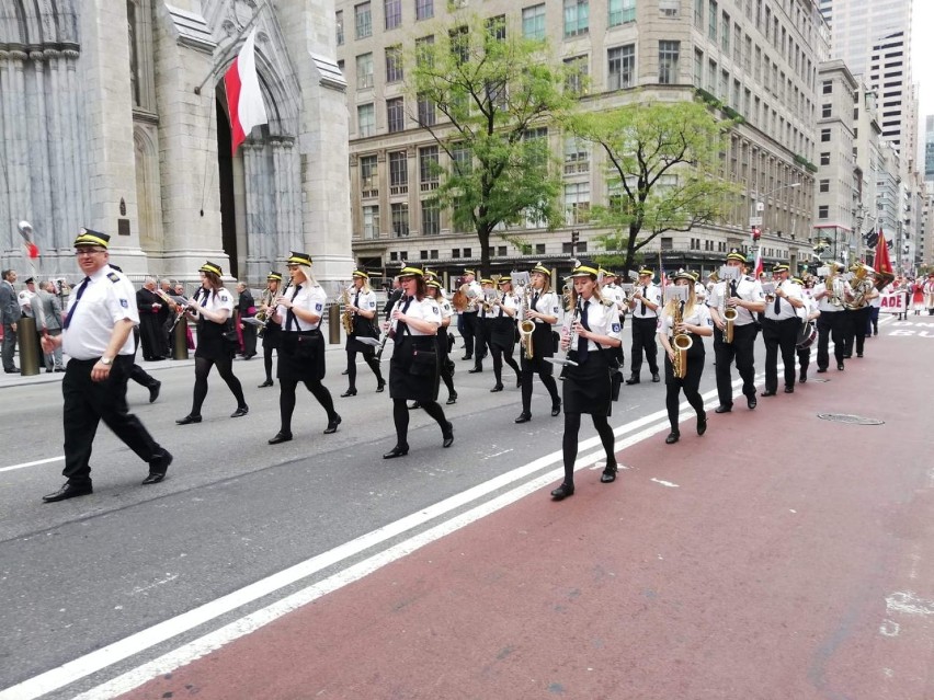 Mieszkańcy powiatu puckiego w Nowym Jorku: wzięli udział w Pułaski Day Parade