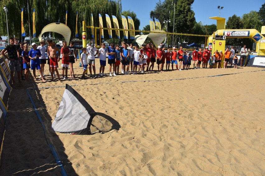 Turniej piłki nożnej plażowej. Testy sprawności piłkarskiej....