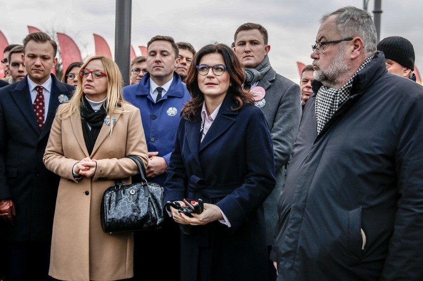 Nowa Bulońska Północna oficjalnie aleją Pawła Adamowicza. Estakada wenecka już przejezdna! [ZDJĘCIA]