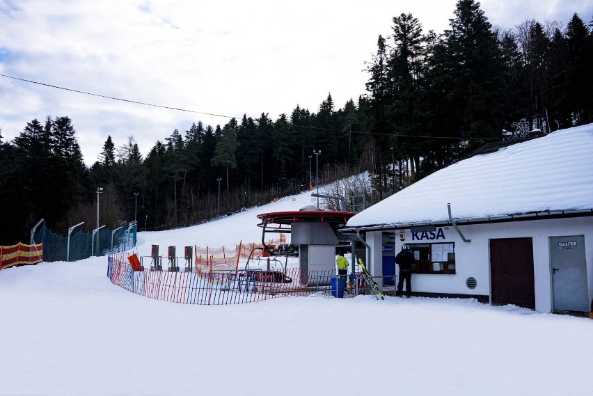 Stacja narciarska w Myślenicach