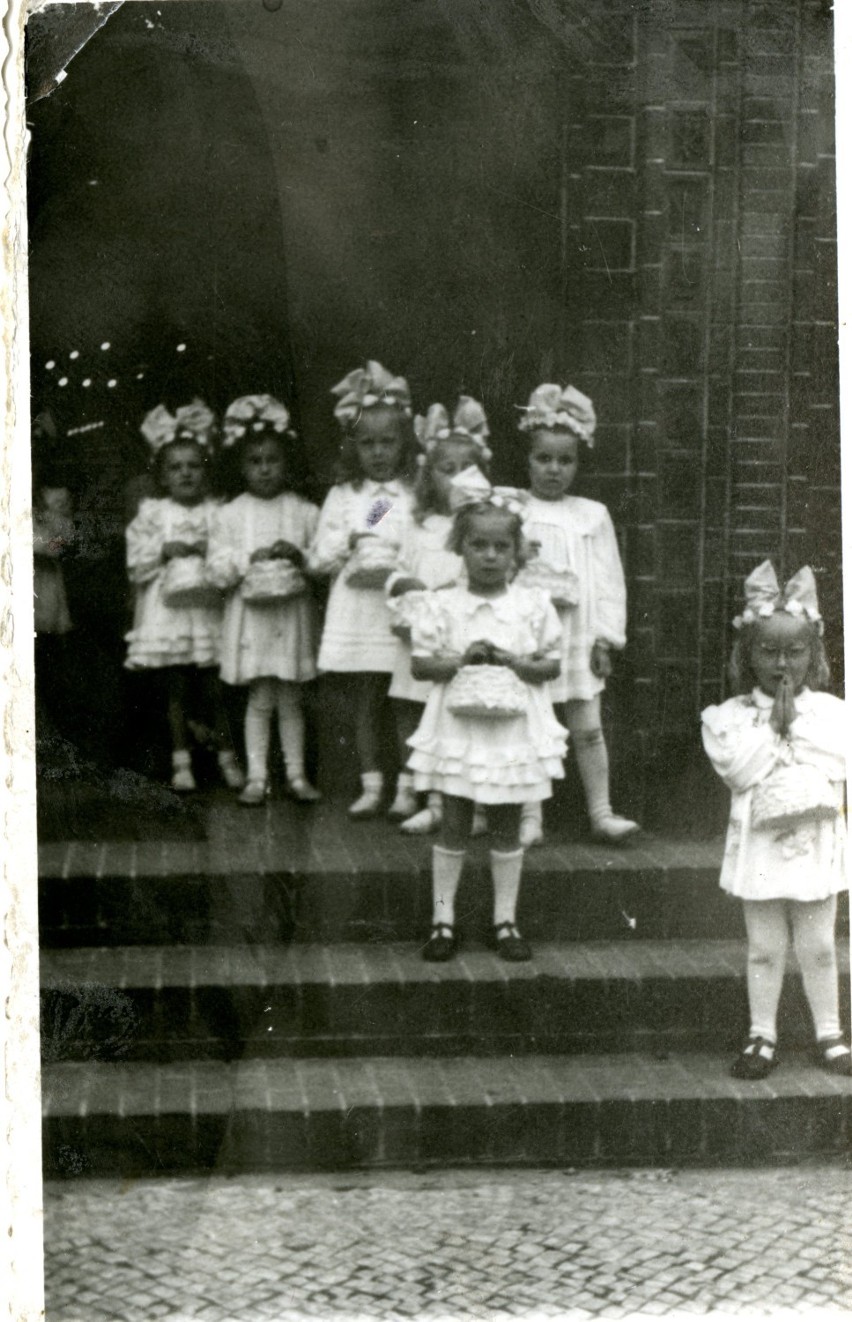 1953 r. Uroczystość Bożego Ciała w kościele przy ul. Woskowe