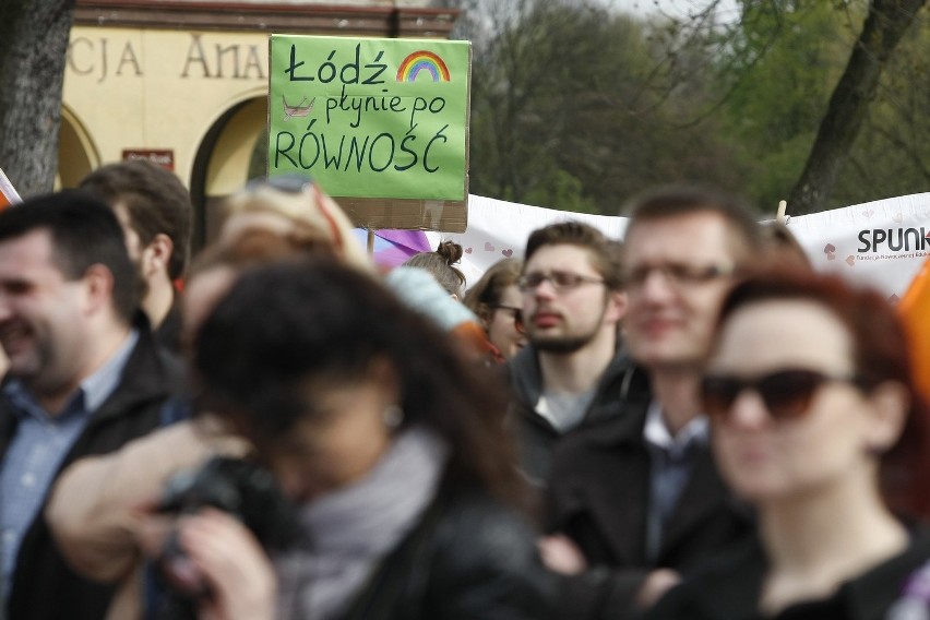 Marsz Równości na Piotrkowskiej w Łodzi [ZDJĘCIA, WIDEO]