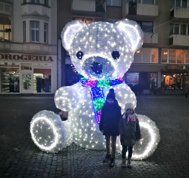 Świąteczne ozdoby już świecą nie tylko przy Ratuszu w Świebodzinie