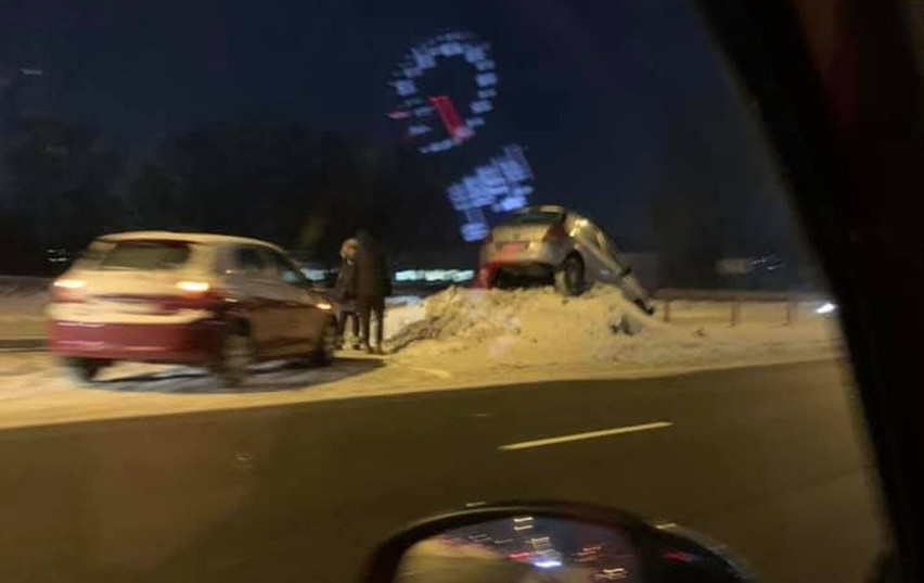 Kierowca osobówki na ulicy Sulika w Białymstoku...