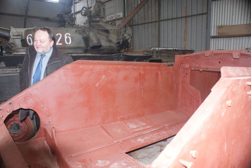 Czołg Valentine MK IX został wydobyty z Warty
