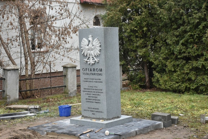 Pomnik ofiar totalitaryzmu stanął w Malborku