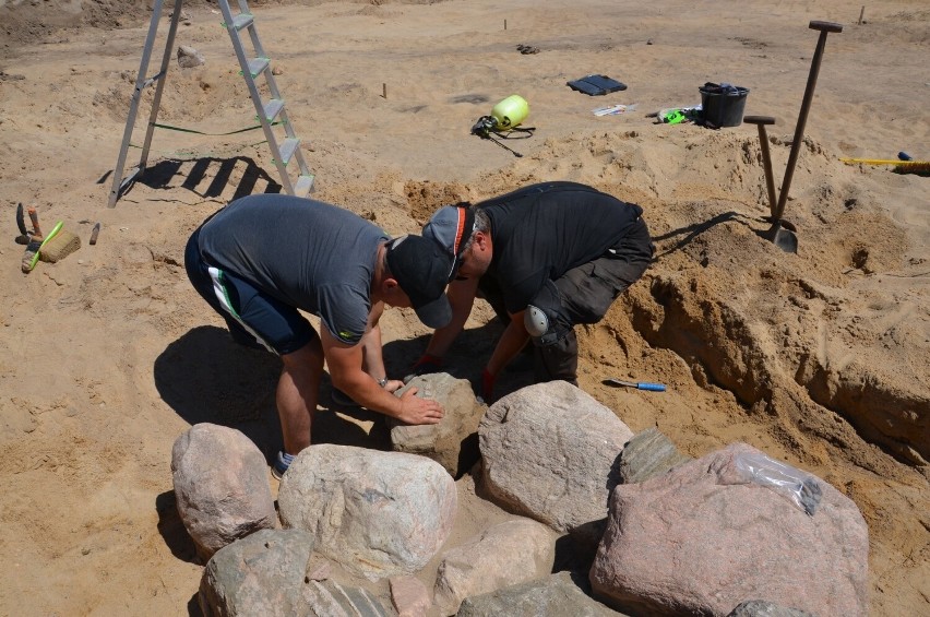 Archeolodzy od lat prowadzą badania archeologiczne w...