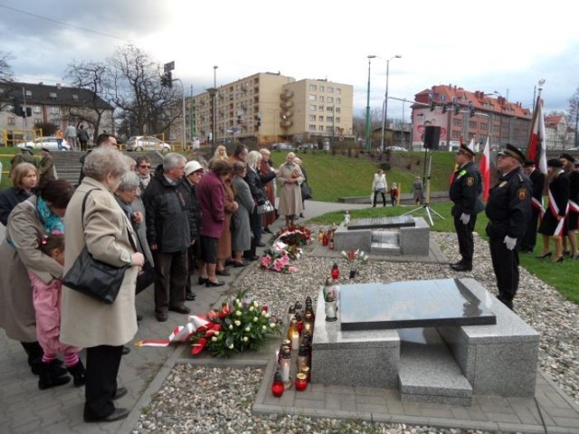 Rocznica katastrofy smoleńskiej 2015 w Zabrzu i obchody rocznicy zbrodni katyńskiej