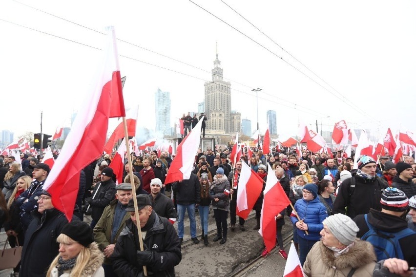 Trzaskowski: "Marsz Niepodległości organizowany przez Bąkiewicza nie powinien się odbyć"