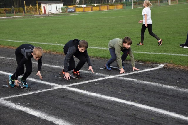 Jednym z mankamentów stadionu w Sławnie jest brak bieżni tartanowej