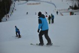 Gdzie w ferie 2024 na narty niedaleko Tarnowa? TOP 10 stacji narciarskich idealnych na jednodniowe wyjazdy [CENY KARNETÓW 2024]