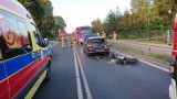 16-letni motocyklista z licznymi obrażeniami po zderzeniu z samochodem w Rakoniewicach na DK 32