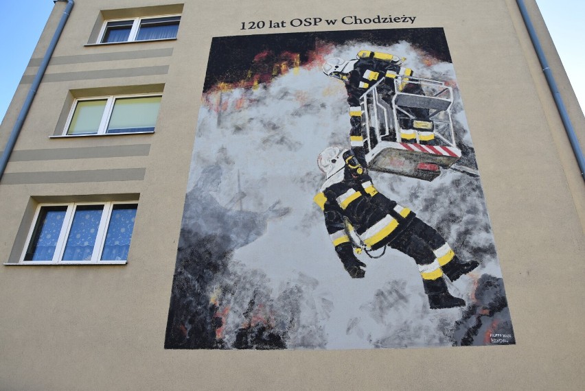 Mural na 120-lecie Ochotniczej Straży Pożarnej w Chodzieży