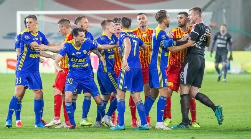 PKO BP Ekstraklasa. Korona Kielce - Arka Gdynia 1:1 (03.07.2020). Żółto-niebiescy na własne życzenie stracili dwa punkty i się pogrążyli