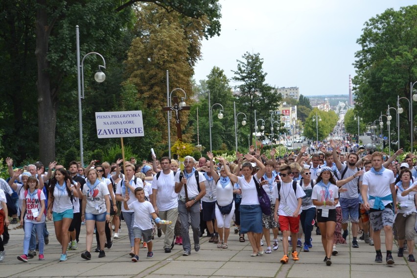 Pielgrzymka Tarnowska na Jasnej Górze. Dotarli także pielgrzymi z Zawiercia i Nieznanic [ZDJĘCIA]