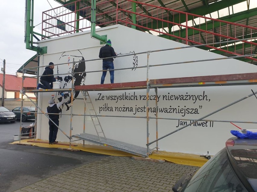 Tak wygląda teraz ściana trybuny wschodniej na Stadionie...