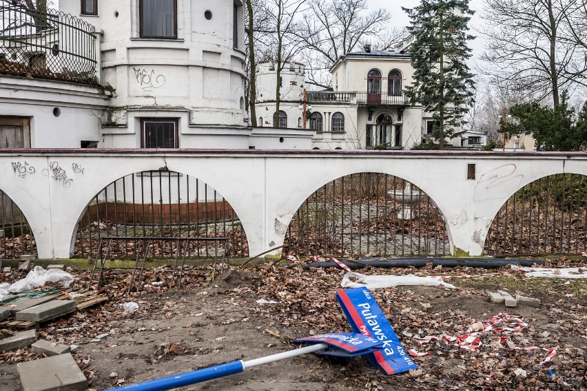 Kiedyś duma stolicy, dziś ruina. Smutna historia restauracji...