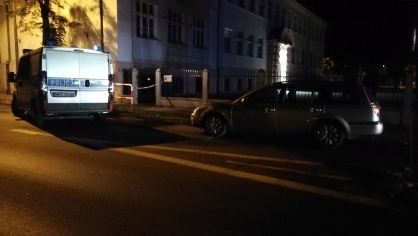 68-letni kierowca przejechał po leżącym mężczyźnie na Stodólnej we Włocławku, a na Łanowej uderzył w autobus MPK i audi [zdjęcia] 