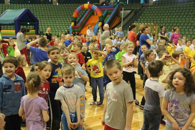 Sportowy Zajączek w Arenie w Poznaniu