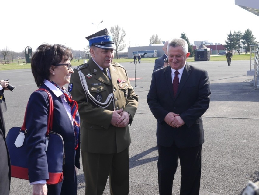 Władze Strzegomia i licealiści na uroczystościach wojskowych we Wrocławiu [ZDJĘCIA]