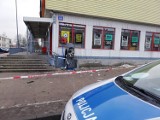 Wysadzili bankomat przy Biedronce na Niebrowie w Tomaszowie Maz. [ZDJĘCIA]