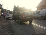 Wypadek w Kozach koło kościoła. Dacia staranowała fiata [ZDJĘCIA]