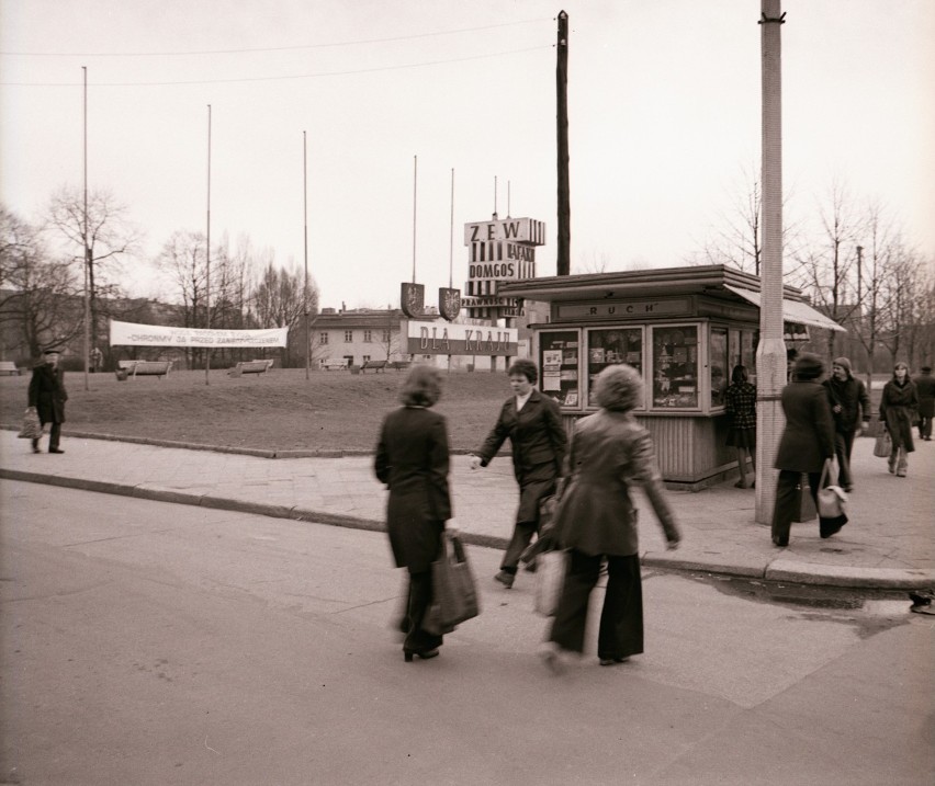Ulica Mickiewicza w Raciborzu 38 lat temu [ZDJĘCIA]