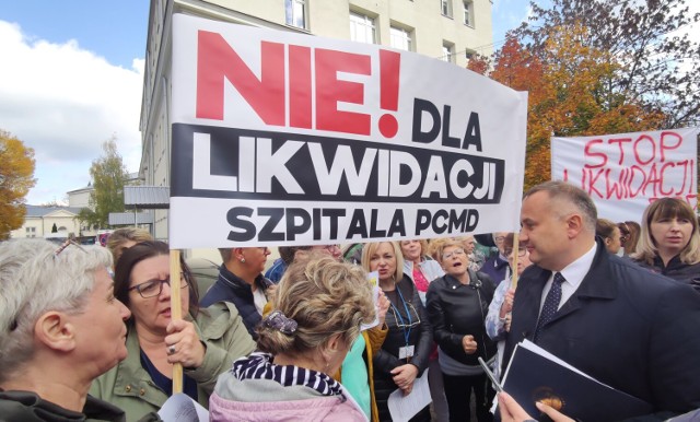 Protest przeciwko likwidacji PCMD w Piotrkowie