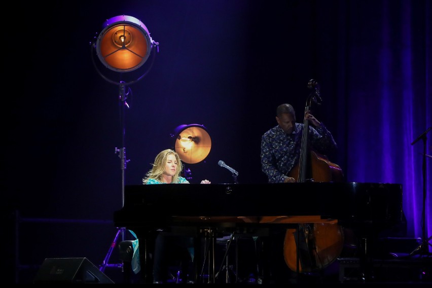 Diana Krall w Krakowie: pierwsza dama jazzu oczarowała publiczność [ZDJĘCIA]