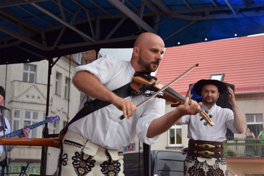 Rodziny Muzykujące w Złoczewie 2021. Festiwal w niedzielę 25 lipca. Kto zagra? ZDJĘCIA