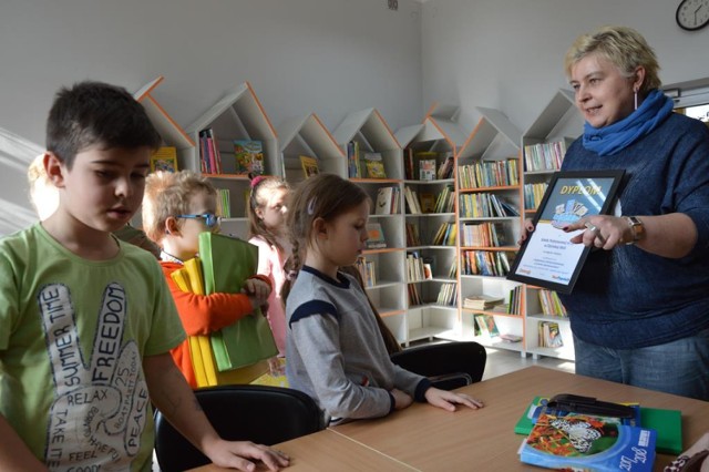 W Szkole Podstawowej nr 11 w Zduńskiej Woli rośnie pokolenie młodych dziennikarzy