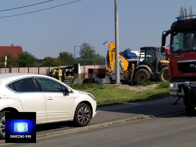 Gniezno. Interwencja straży i pogotowia gazowego przy ulicy Wolności