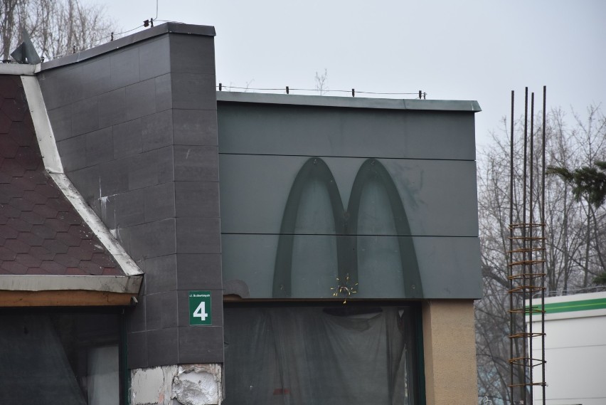 Dwie linie Drive w McDonald's w Rybniku po rozbudowie restauracji
