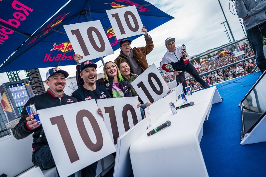 Smog Wawelski zwyciężył w finale 6. edycji Red Bull Konkurs Lotów