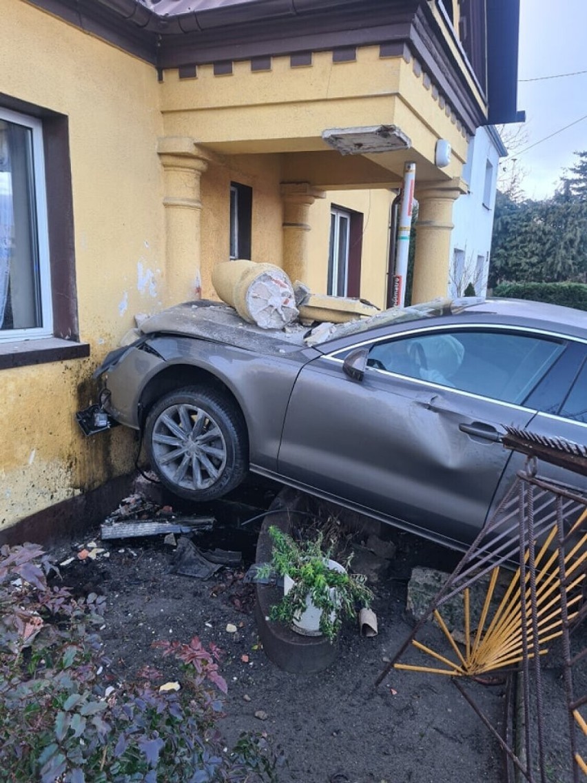 46-latek rok temu rozbił się na placu zabaw. W środę wjechał w budynek