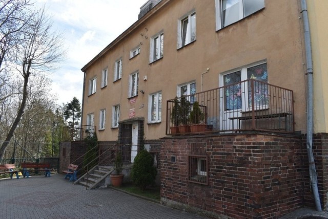 Obecna siedziba Zespołu Szkół Specjalnych znajduje się w Krośnie Odrzańskim.