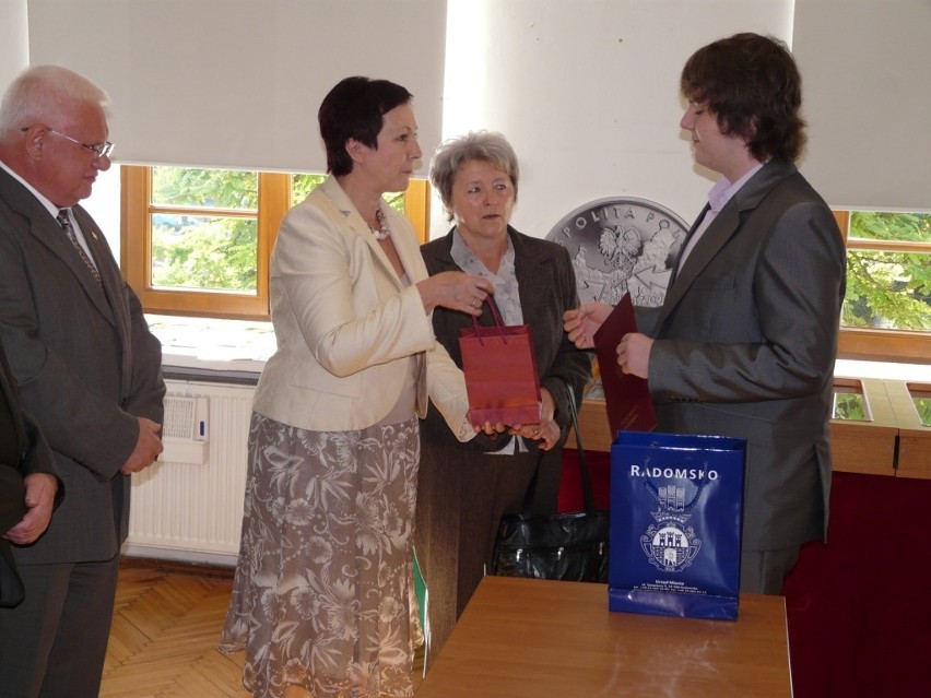 Laureaci konkursu Polskiego Towarzystwa Numizmatycznego w Radomsku