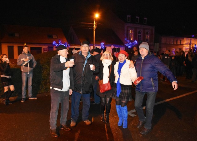 Czempiniacy powitali Nowy Rok podczas imprezy na Rynku