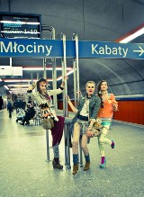 Finalistki Top Model pozowały do zdjęć w warszawskim metrze! (ZDJĘCIA)