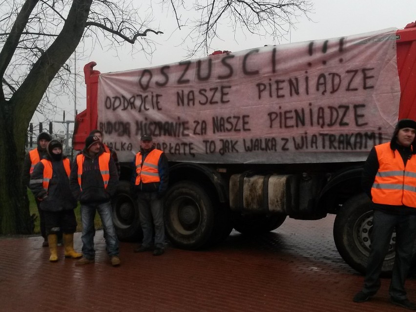 gm. Sulików: Protest firm pracujących przy farmie wiatrowej (AKTUALIZACJA)