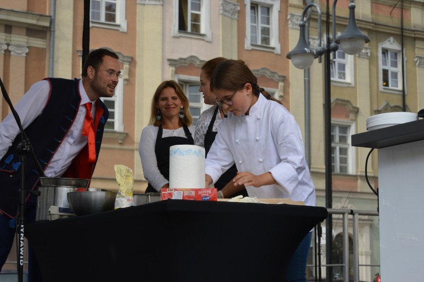 X Festiwal Smaków w Opolu - tak się bawicie w niedzielę [ZDJĘCIA] 