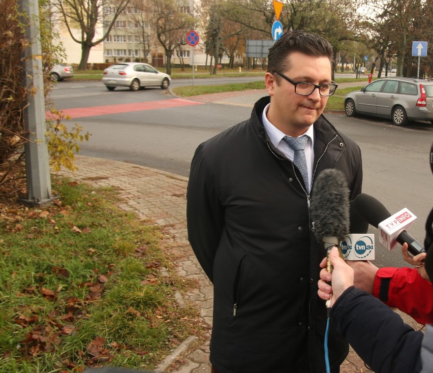 Konin: Ojciec zastrzelonego przez policjanta Adama C. został zatrzymany. Usłyszał zarzut nawoływania do zbrodni zabójstwa 